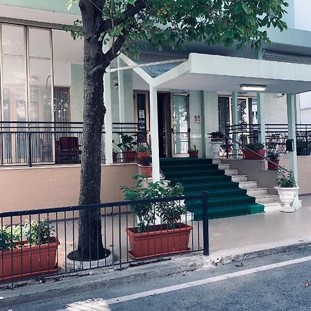 Hotel Maria Piera Rimini Kültér fotó