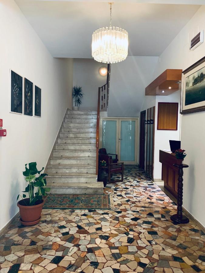 Hotel Maria Piera Rimini Kültér fotó