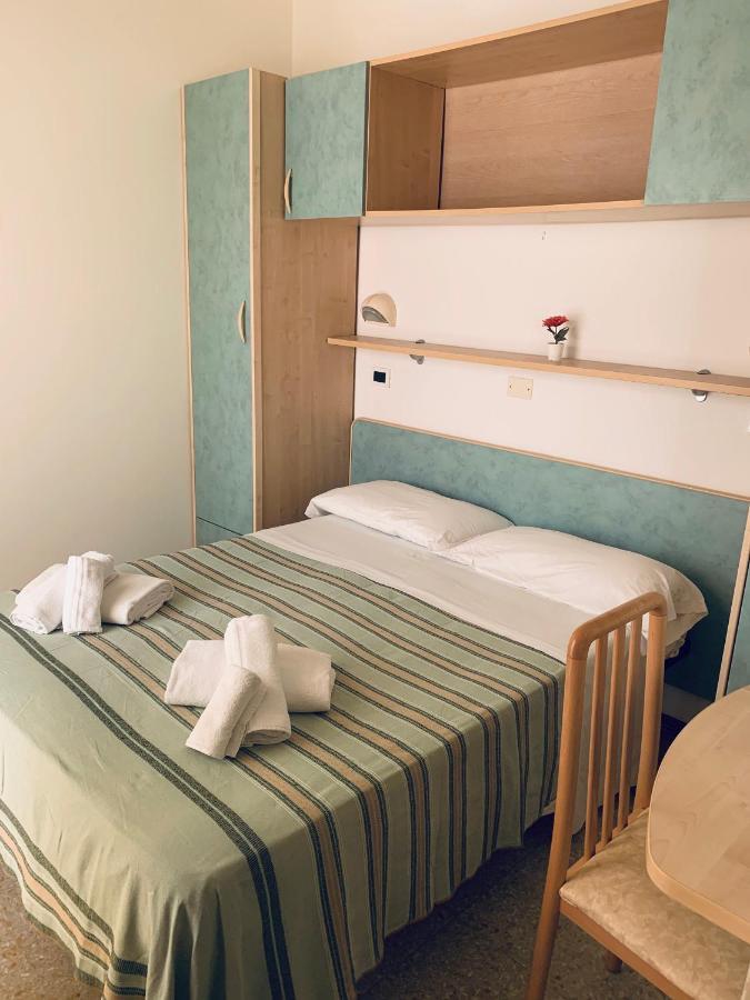 Hotel Maria Piera Rimini Kültér fotó